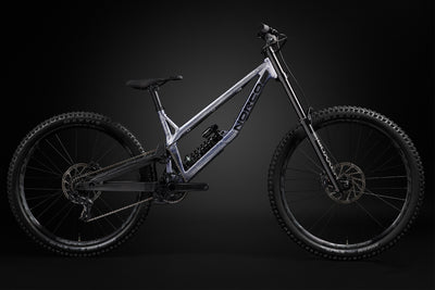 Norco Team DH 2 RockShox Silver/Blue, vista lateral