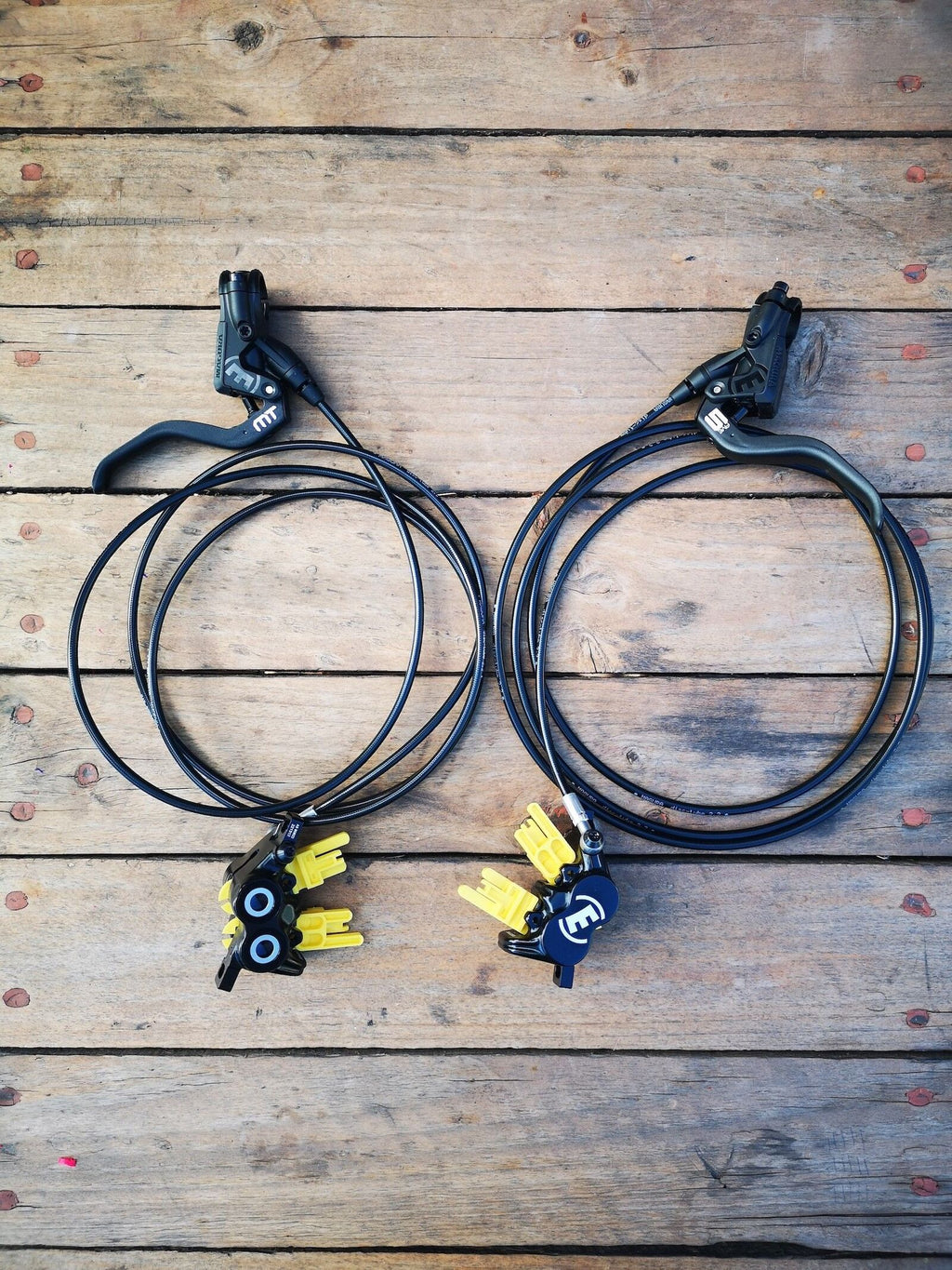 Set Frenos Magura MT5 Next Alloy Lever, delantero-trasero