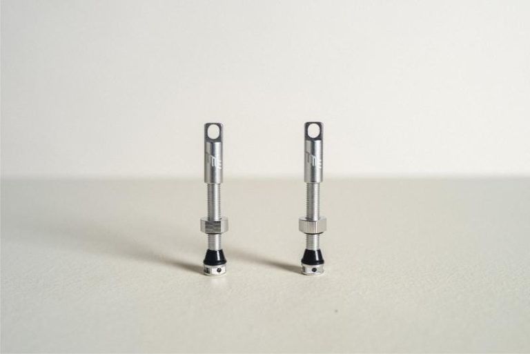 Válvula Tubeless Title Chrome 44mm