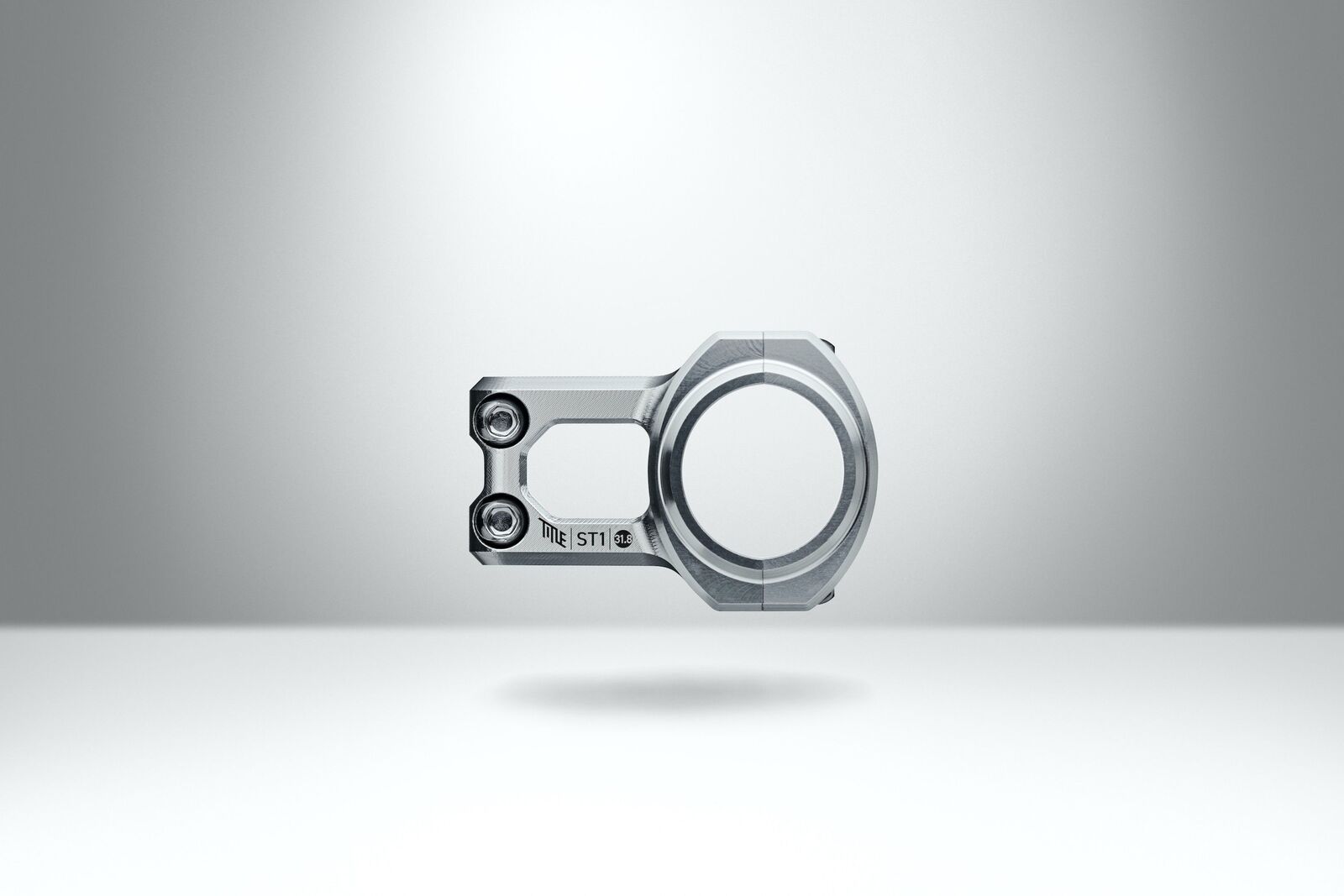 Tee TITLE ST1 Chrome