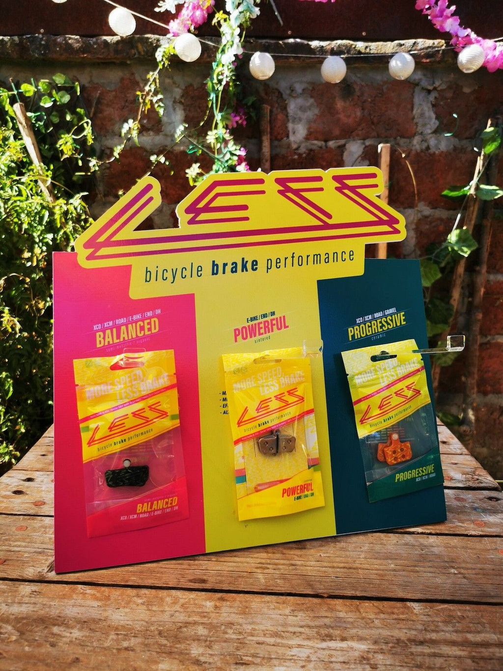 TALLER: Set de 30 Pastillas LESS BRAKES Balanced 611 | Shimano Deore, TRP, Tektro
