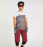Short DHARCO Mujer Gravity Scarlet