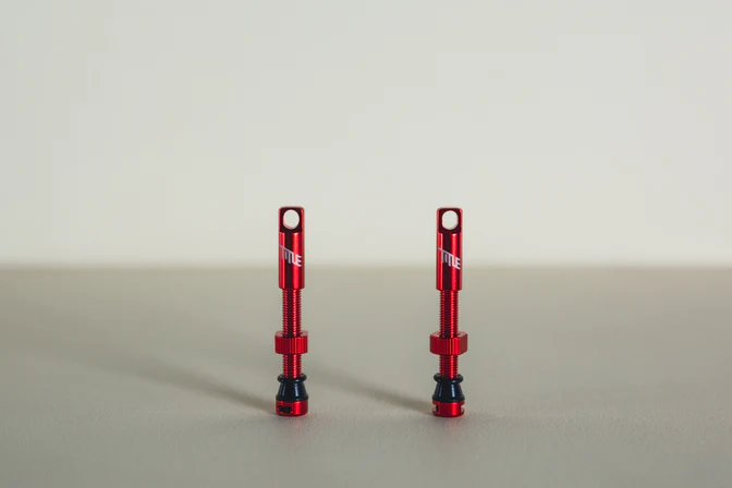 Válvula Tubeless Title Rojo 44mm