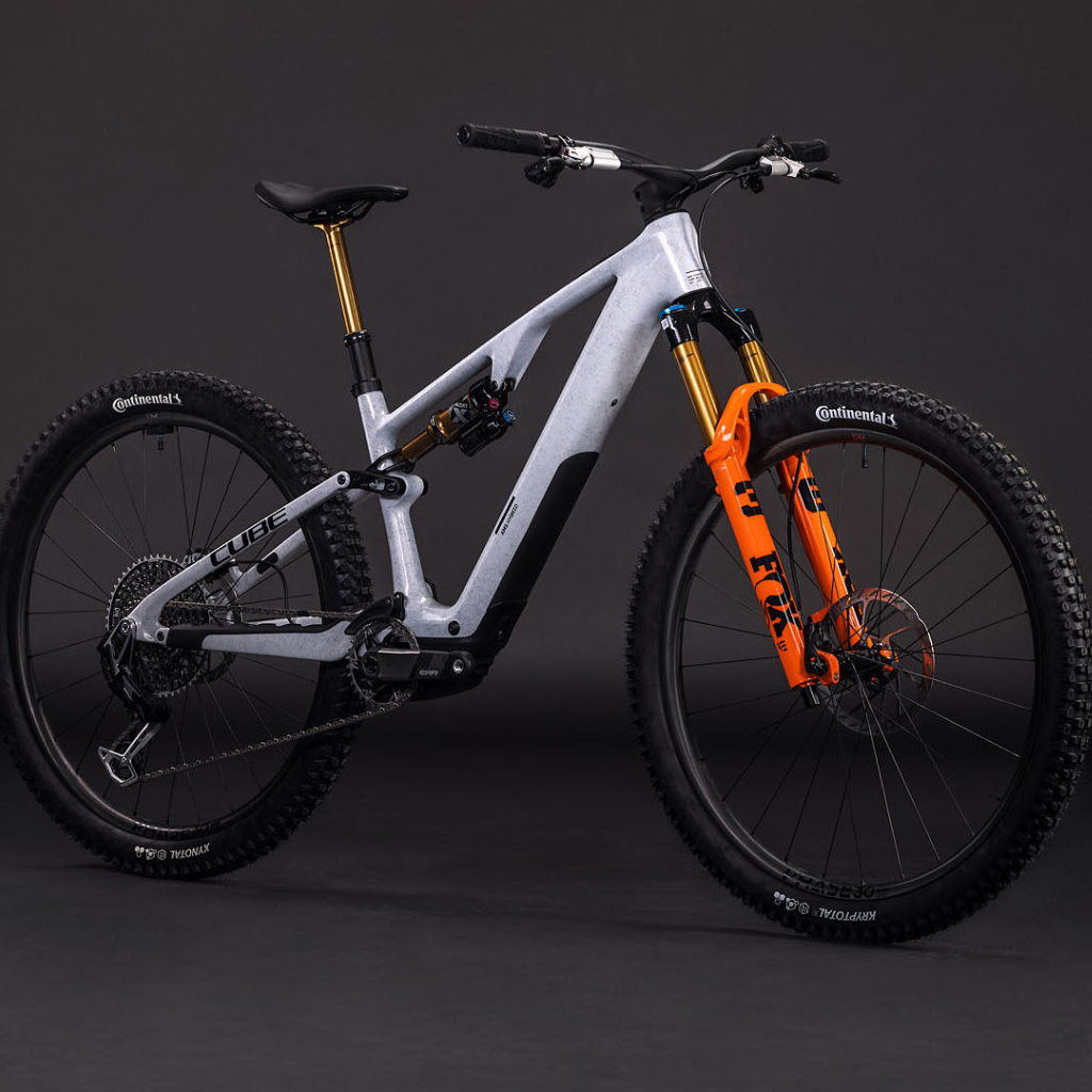 BICICLETA CUBE AMS HYBRID ONE44 C:68 SUPER TM 400
