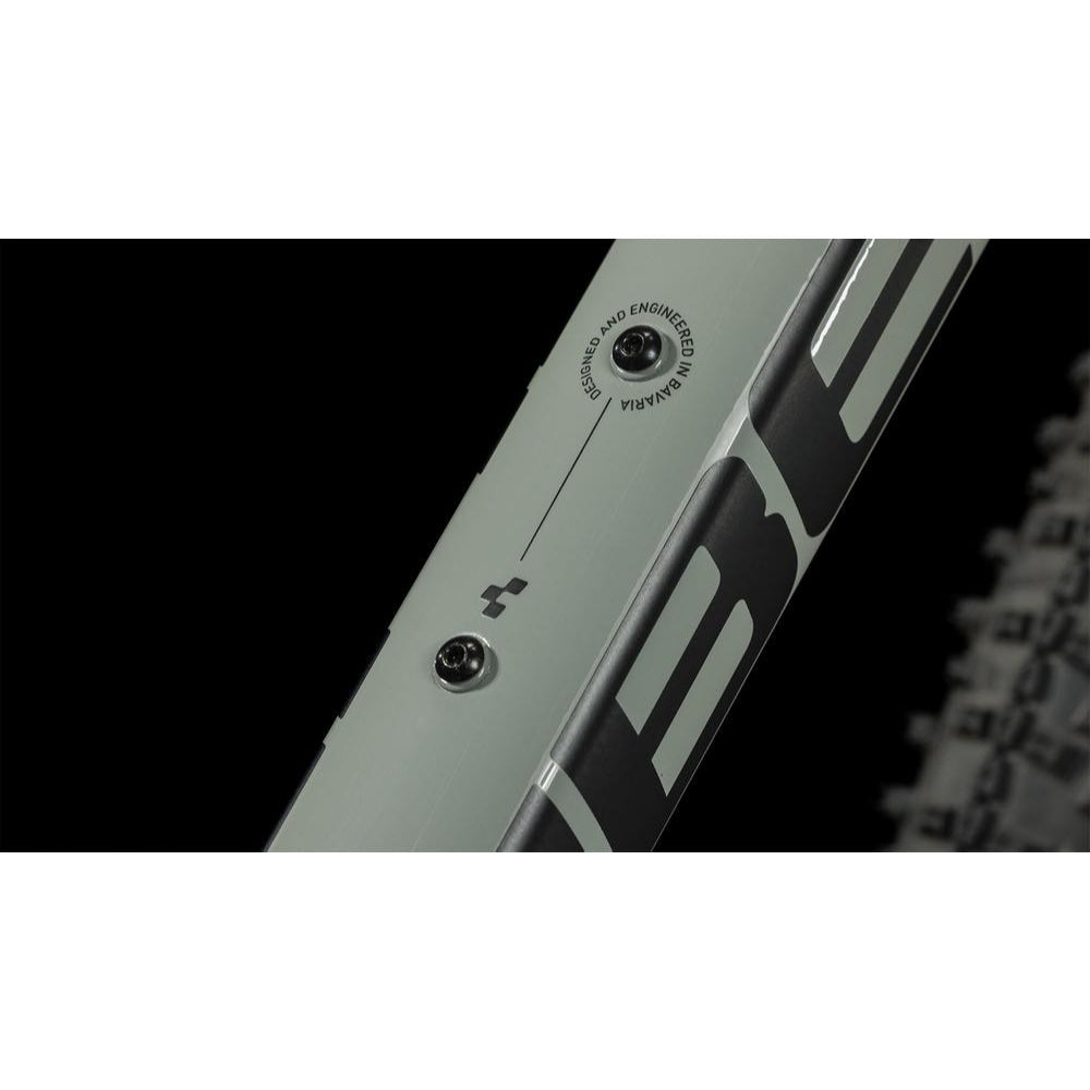 BICICLETA CUBE ATTENTION SWAMPGREY´N´BLACK