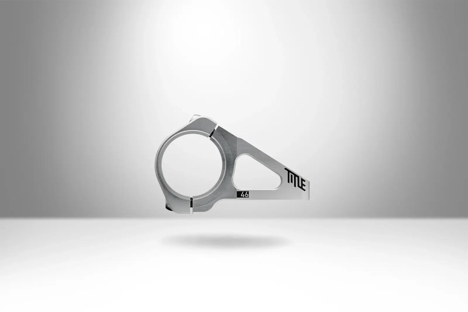 Tee TITLE DM1 35 x 46mm largo, Chrome,  Integrada para DH