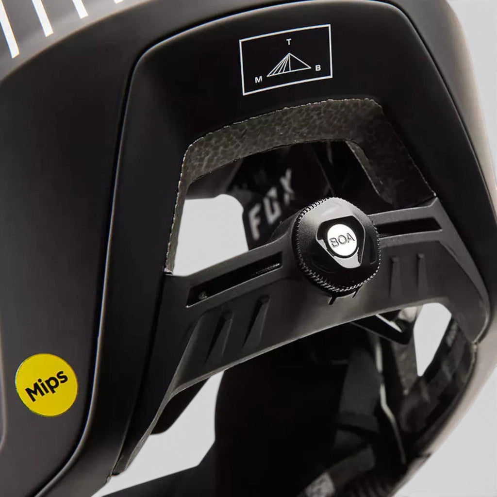 Casco FOX PROFRAME RS Mash - Black/White