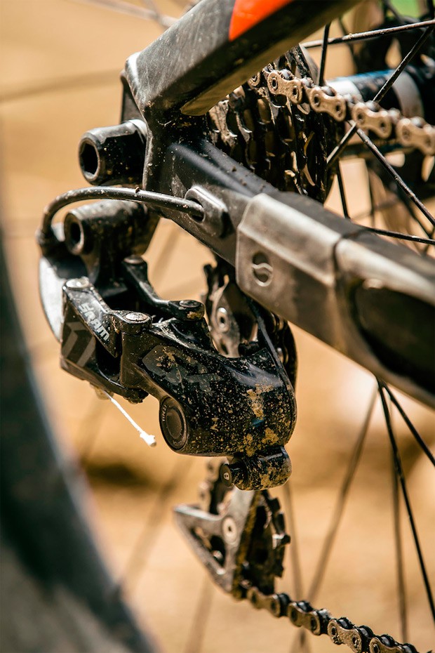 Pata de Cambio Sram GX DH 7v, caja media
