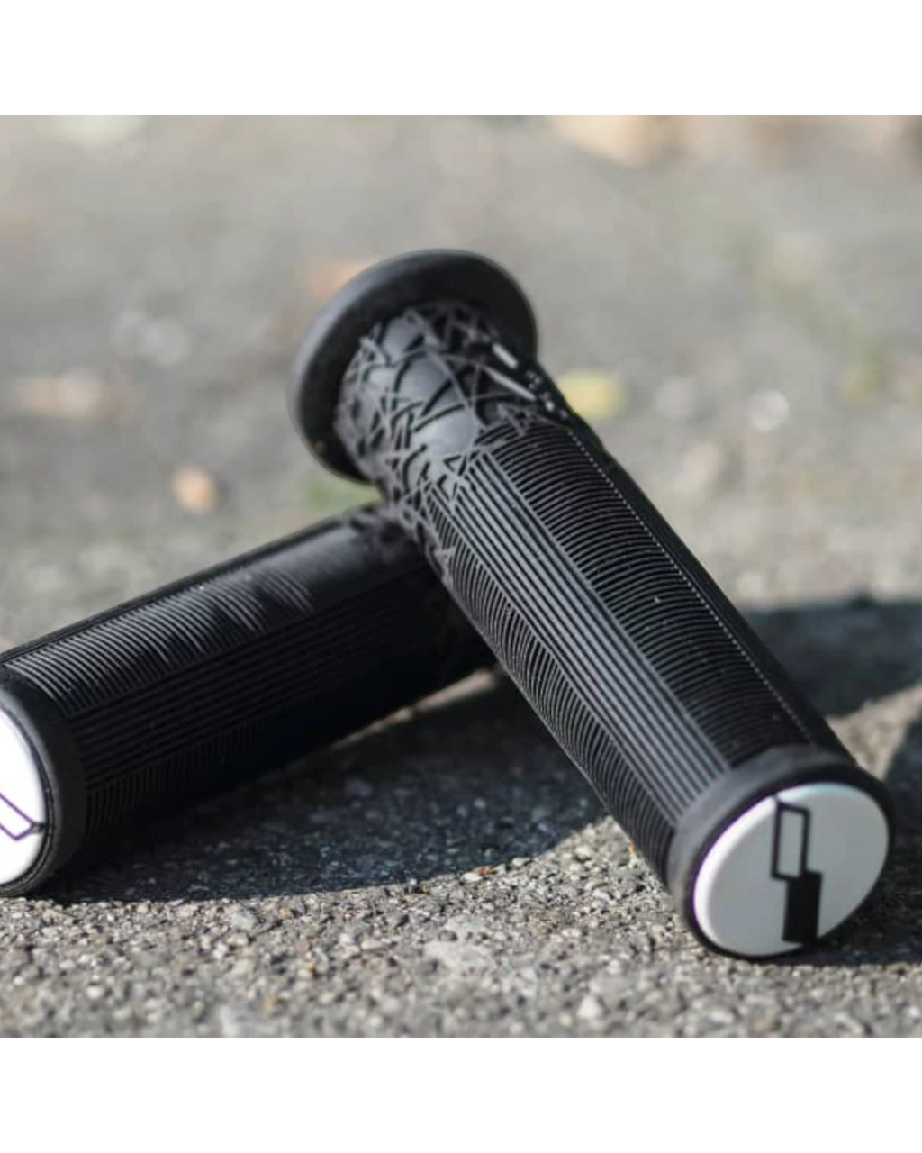 Puños SENSUS Meaty Paw Lock On - Kyle Strait Signature