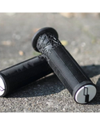 Puños SENSUS Meaty Paw Lock On - Kyle Strait Signature