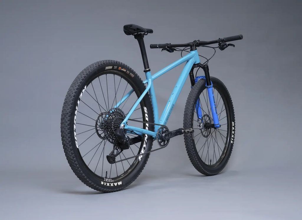 Cuadro 715IND KAZE XC 29er