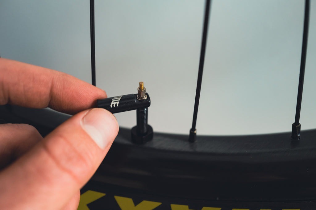 Válvula Tubeless Title Gris 44mm