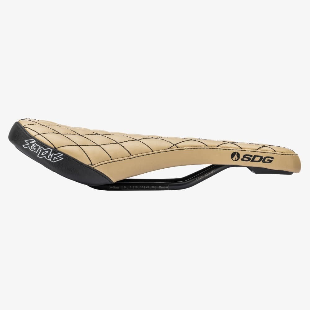 Asiento SDG x SENSUS Bell Air V3 by Cam Zink