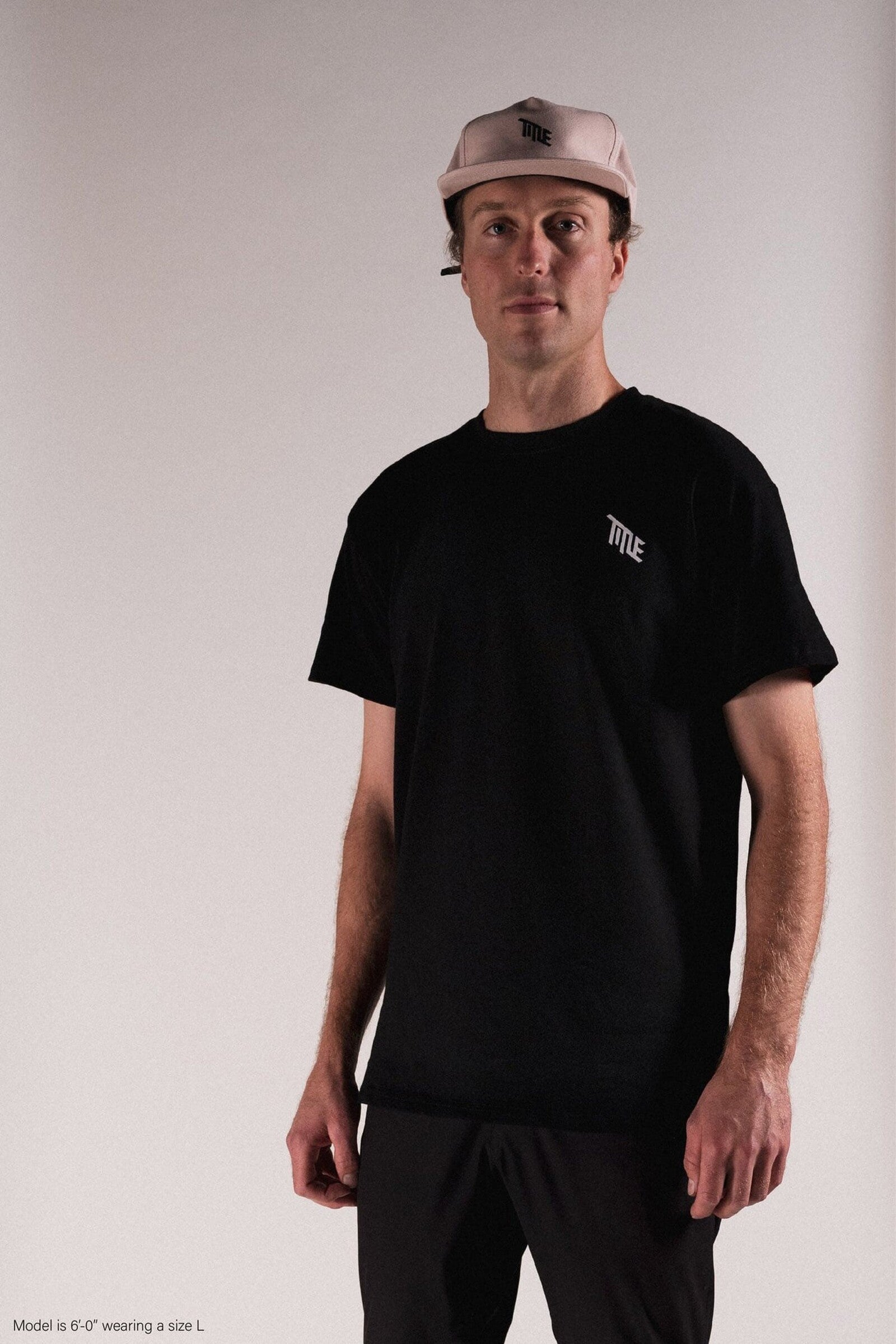 Polera Title Lifestyle Negro