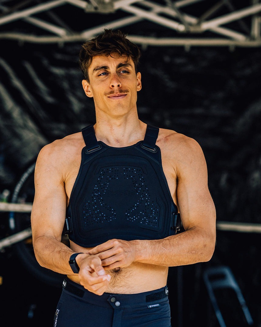 DHaRCO Gravity Vest – Chaleco protector MTB con RHEON™ para pecho y espalda