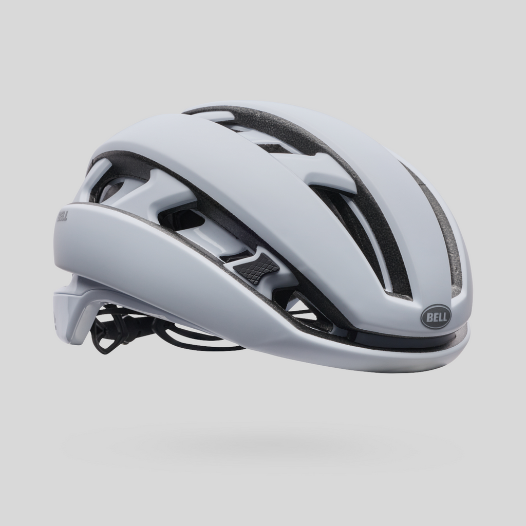 Casco de ciclismo MZ Bikes Bell XR Spherical en color blanco mate y plata con tecnología MIPS y 18 ventilaciones.