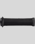 Puños de bicicleta MZ Bikes ODI Longneck Lock-On negros con diseño acanalado para mayor agarre y control en eBike