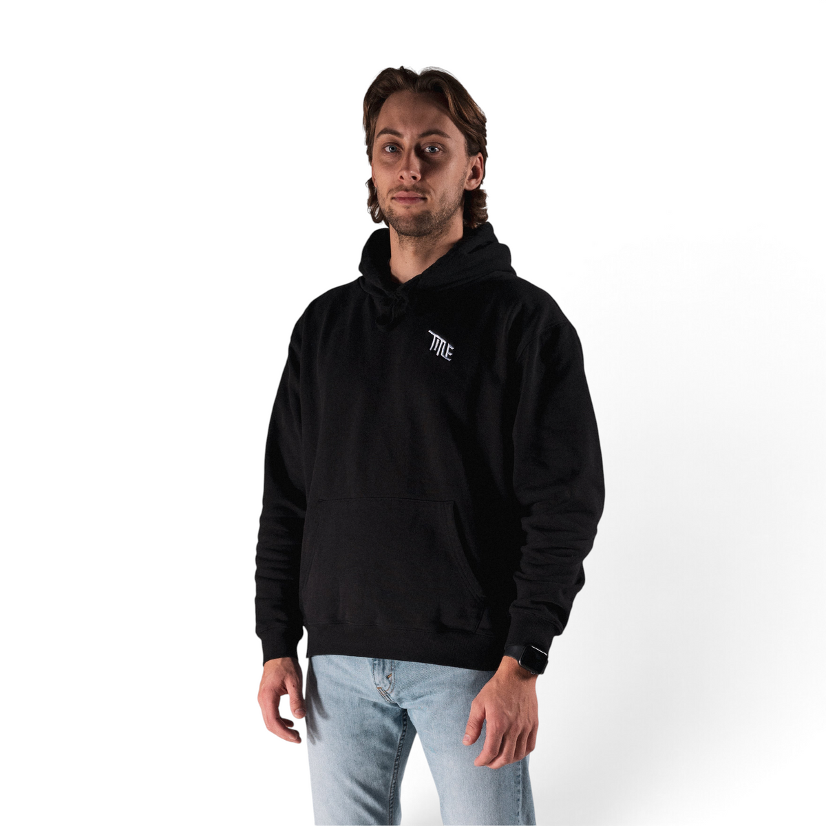 Polerón Hoodie Title Black, detalle