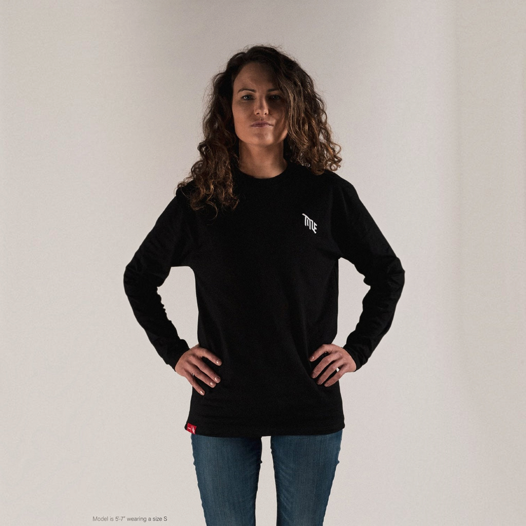 Polera Manga Larga Title Negra talla L