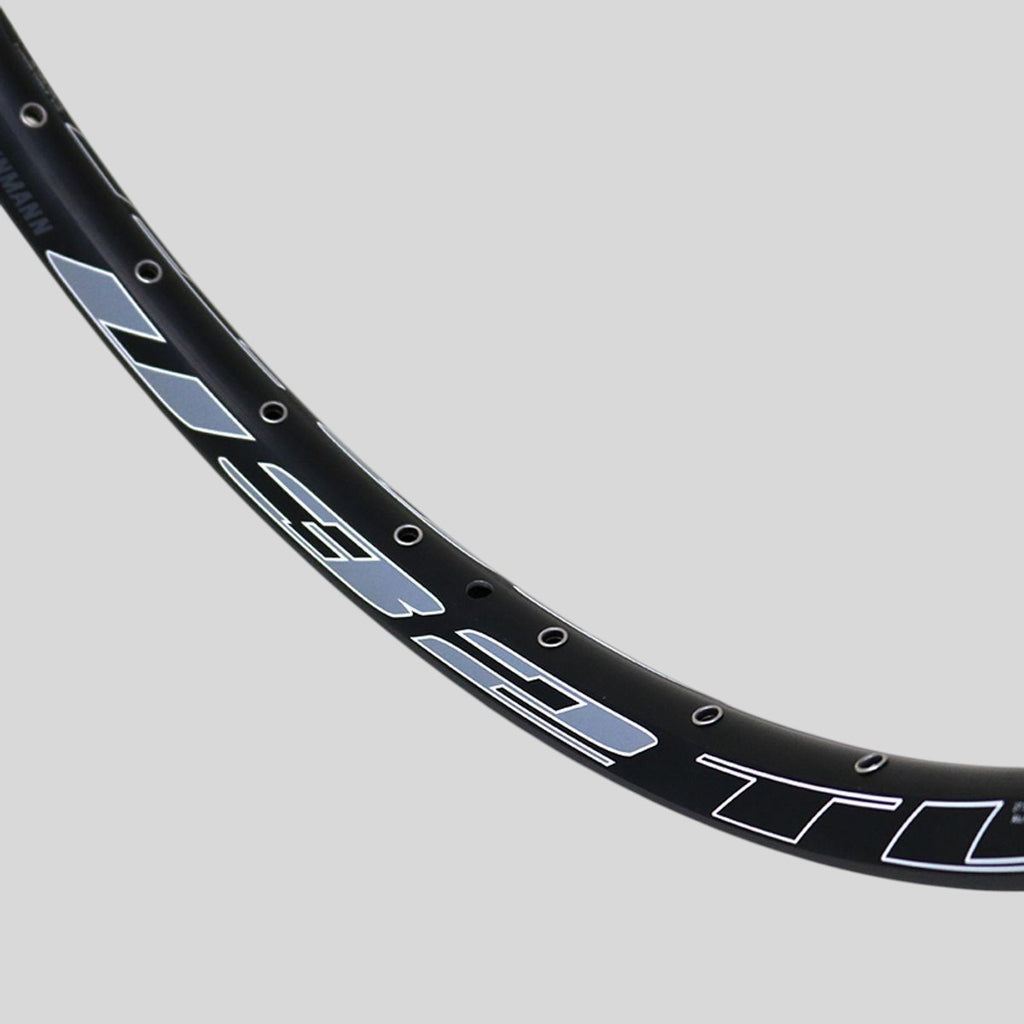 Llanta Weinmann U32 TL 29" 32H – Aro MTB Tubeless Ready con Ojales Negro