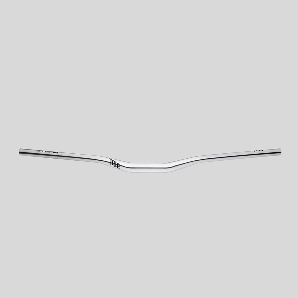 Manubrio Title AH1 31.8mm Clamp 800mm – Chrome | Aluminio 7050 DH & Freeride