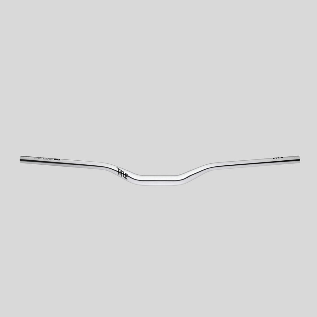 Manubrio Title AH1 31.8mm Clamp 800mm – Chrome | Aluminio 7050 DH & Freeride