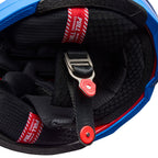 Detalle de la hebilla y el forro interior del casco Bell Moto-10 Spherical ET3 Azul