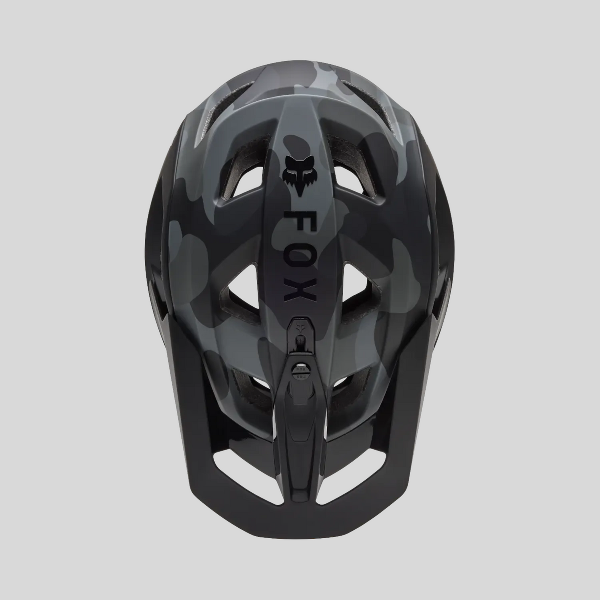 Casco de bicicleta MZ Bikes FOX Speedframe Mips en color negro con estampado de camuflaje y visera ajustable