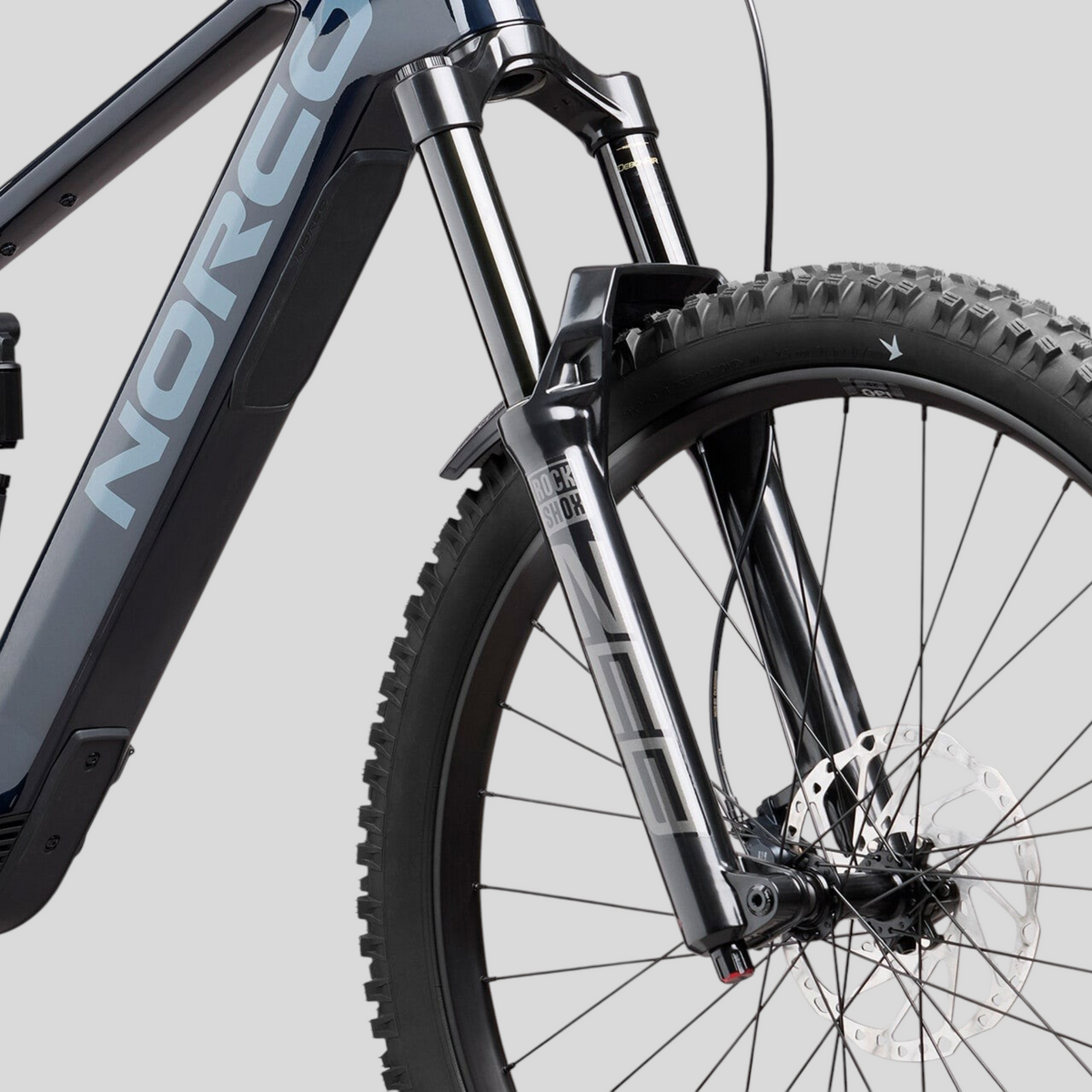 Norco Range VLT CX C2 Raw Carbon Blue - detalle frontal