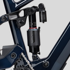 Norco Range VLT CX C2 Raw Carbon Blue - detalle amortiguador