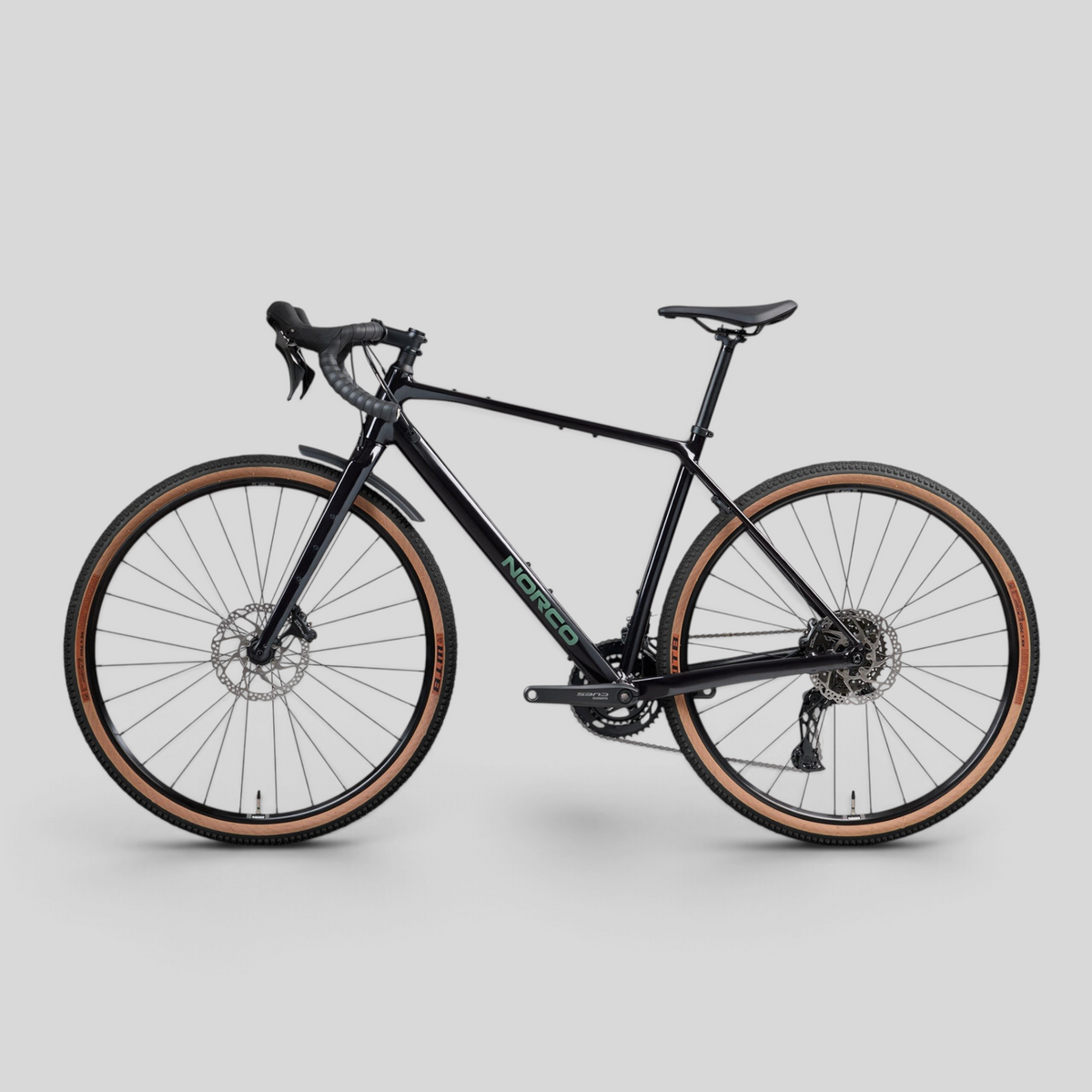 Bicicleta gravel negra MZ Bikes Norco Search A3 con cuadro de aluminio, horquilla de carbono y neumáticos WTB