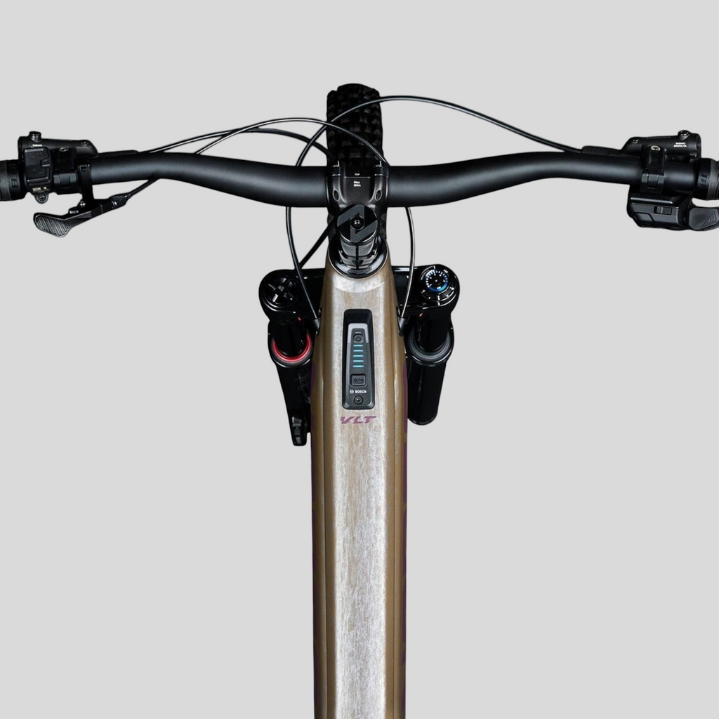 Vista superior del manillar y cuadro de la e-bike MZ Bikes Norco Sight VLT A1 2027 en color Floating Silver