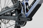 Norco Team DH 2 Fox, detalle pivote alto y suspensión