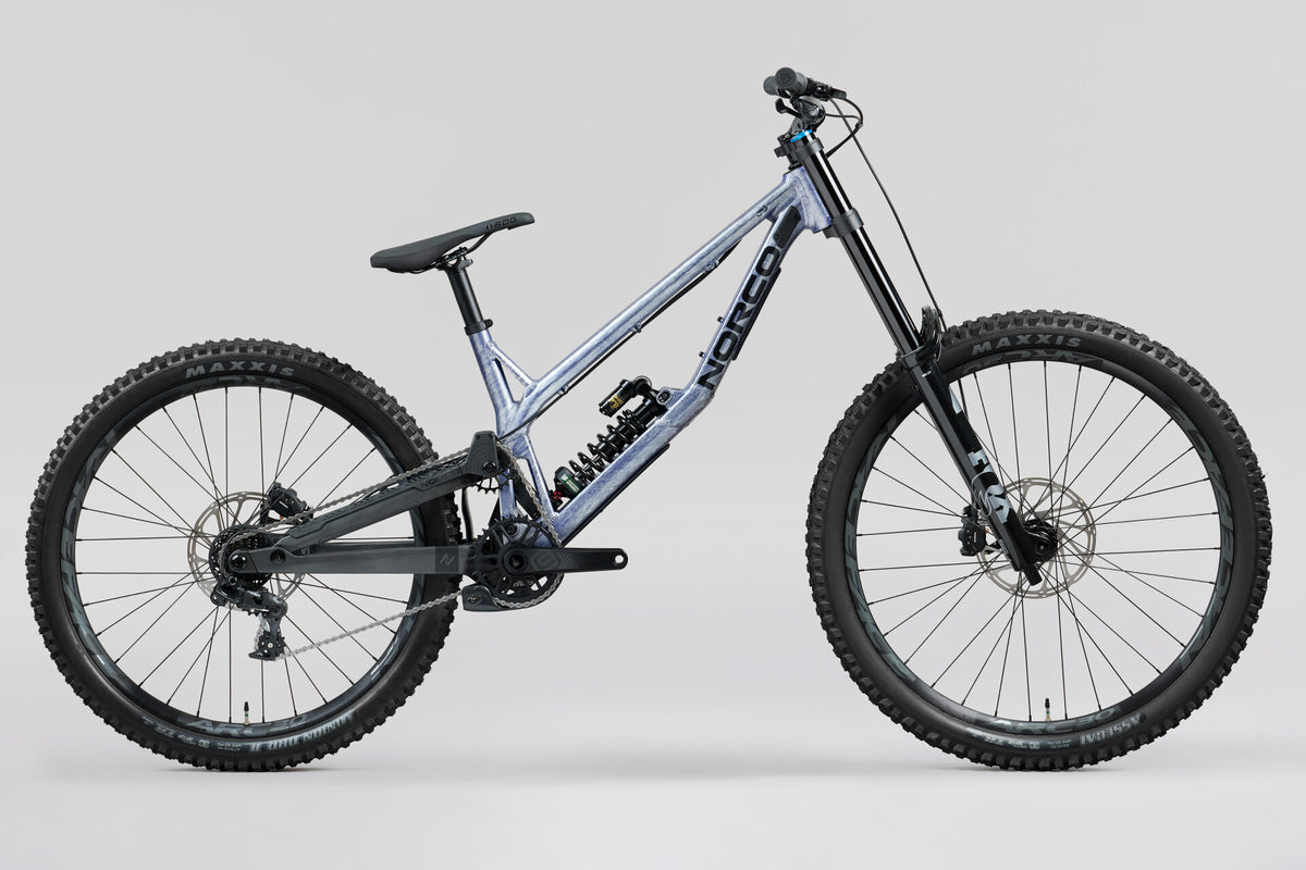 Norco Team DH 2 Fox Silver/Blue, vista lateral