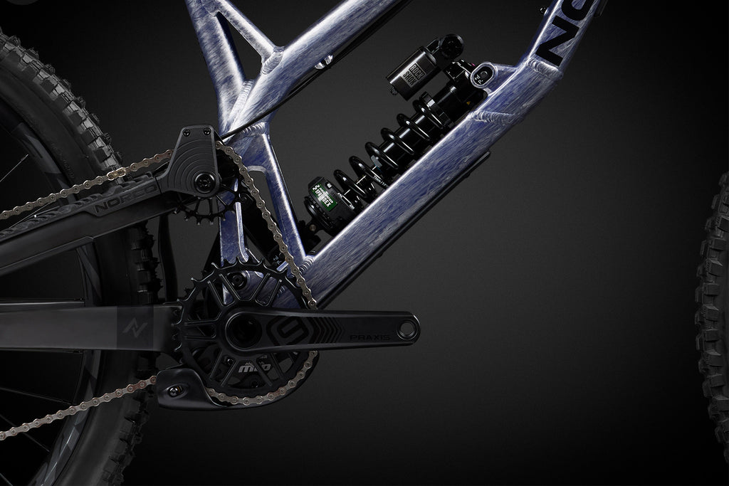 Norco Team DH 2 RockShox, detalle amortiguador Vivid Coil