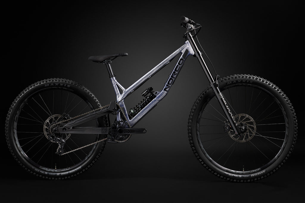 Norco Team DH 2 RockShox Silver/Blue, vista lateral