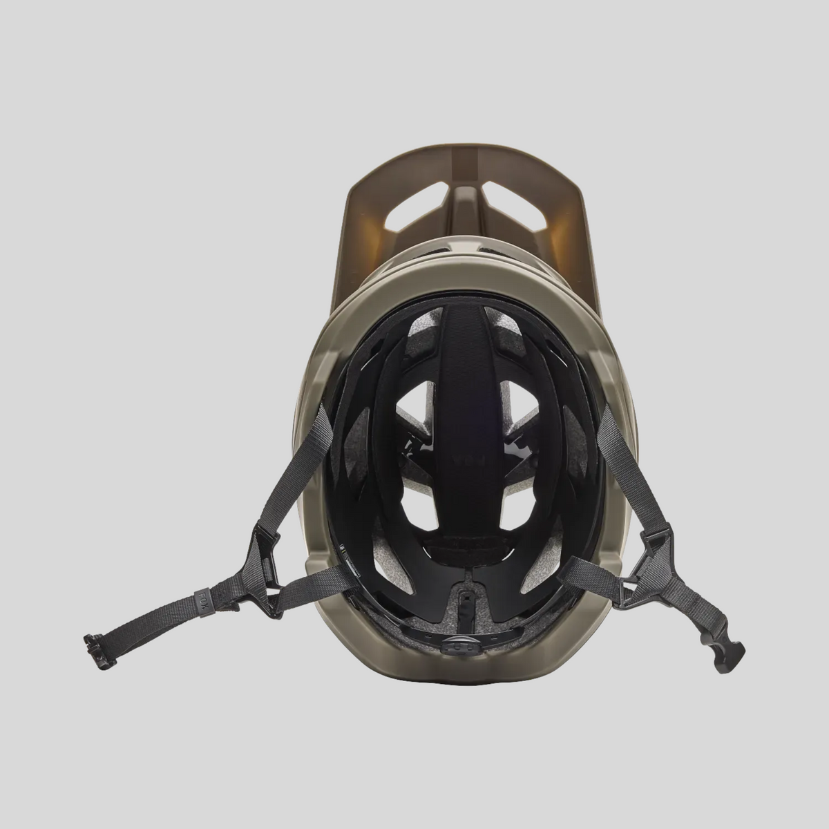 Vista interior del casco de MTB MZ Bikes FOX Speedframe MIPS en color verde camuflaje con sistema de ajuste 360