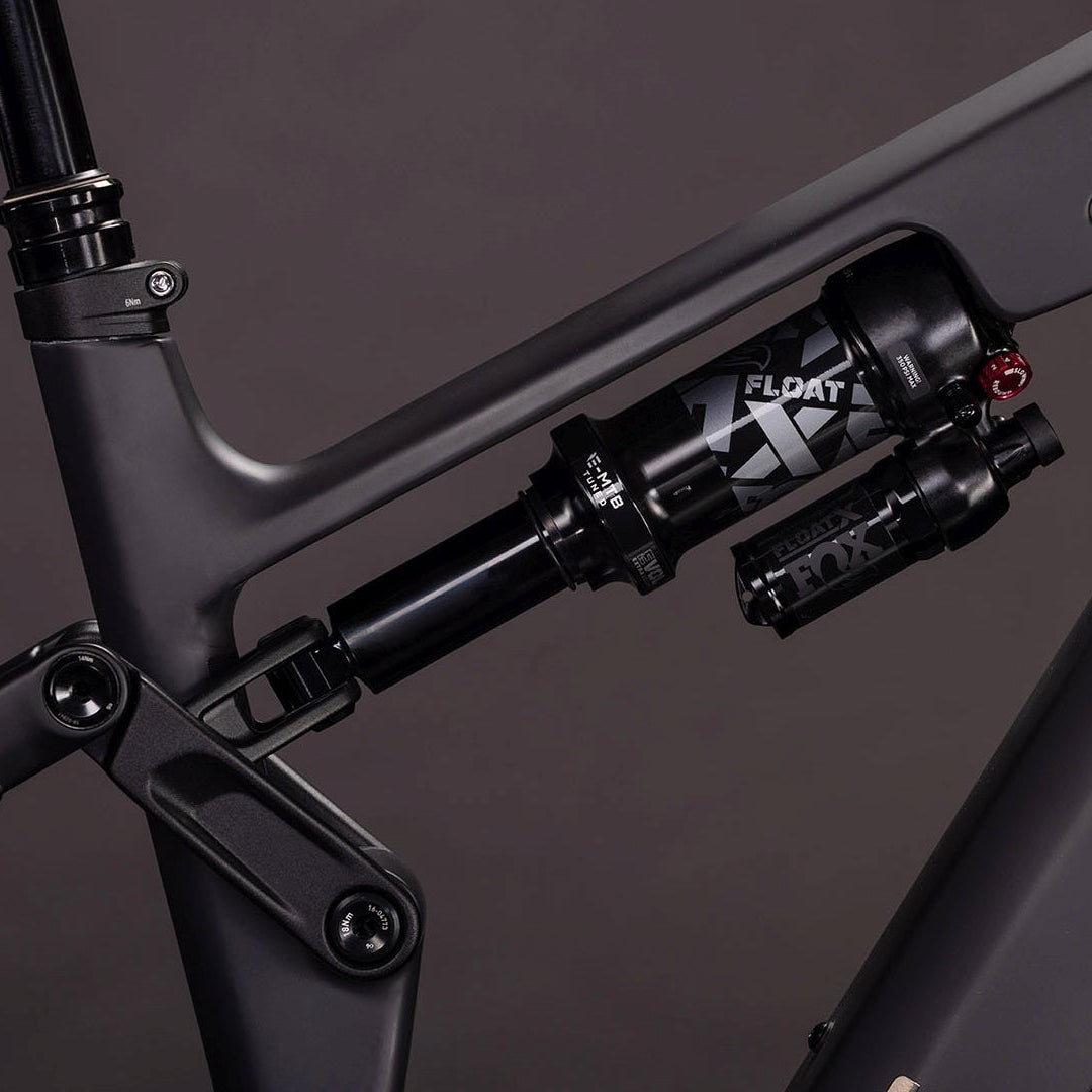 BICICLETA CUBE STEREO HYBRID ONE77 HPC SLX 800 BLACKLINE