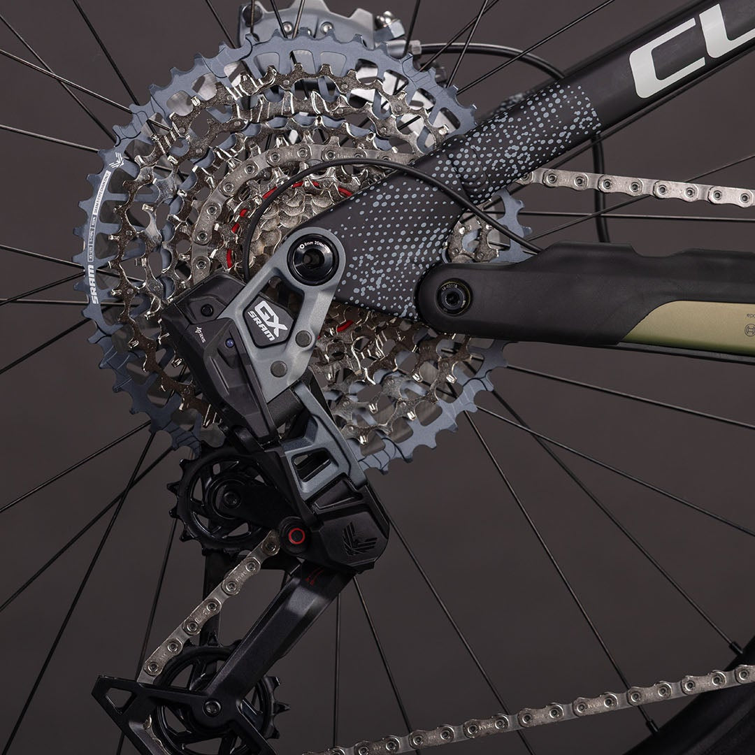 BICICLETA CUBE STEREO HYBRID ONE77 HPC TM 800 REEDGREEN´N´MATRIX