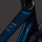 BICICLETA CUBE ATTAIN PRO NAUTICA´N´PRISM