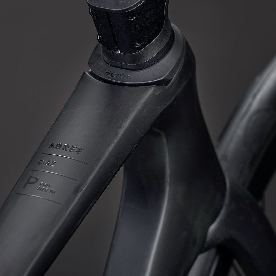 BICICLETA CUBE AGREE C:62 PRO BLACKLINE
