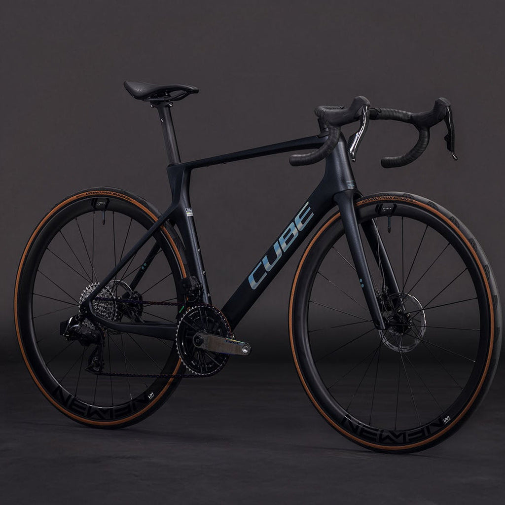 BICICLETA CUBE AGREE C:62 SLX NIGHTSHIFT´N´PRISM