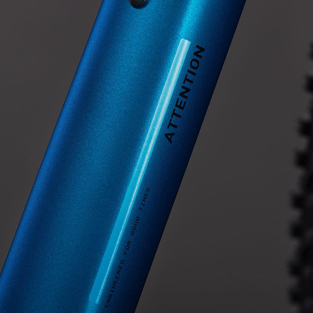 BICICLETA CUBE ATTENTION PRO ELECTRICBLUE´N´BLUE