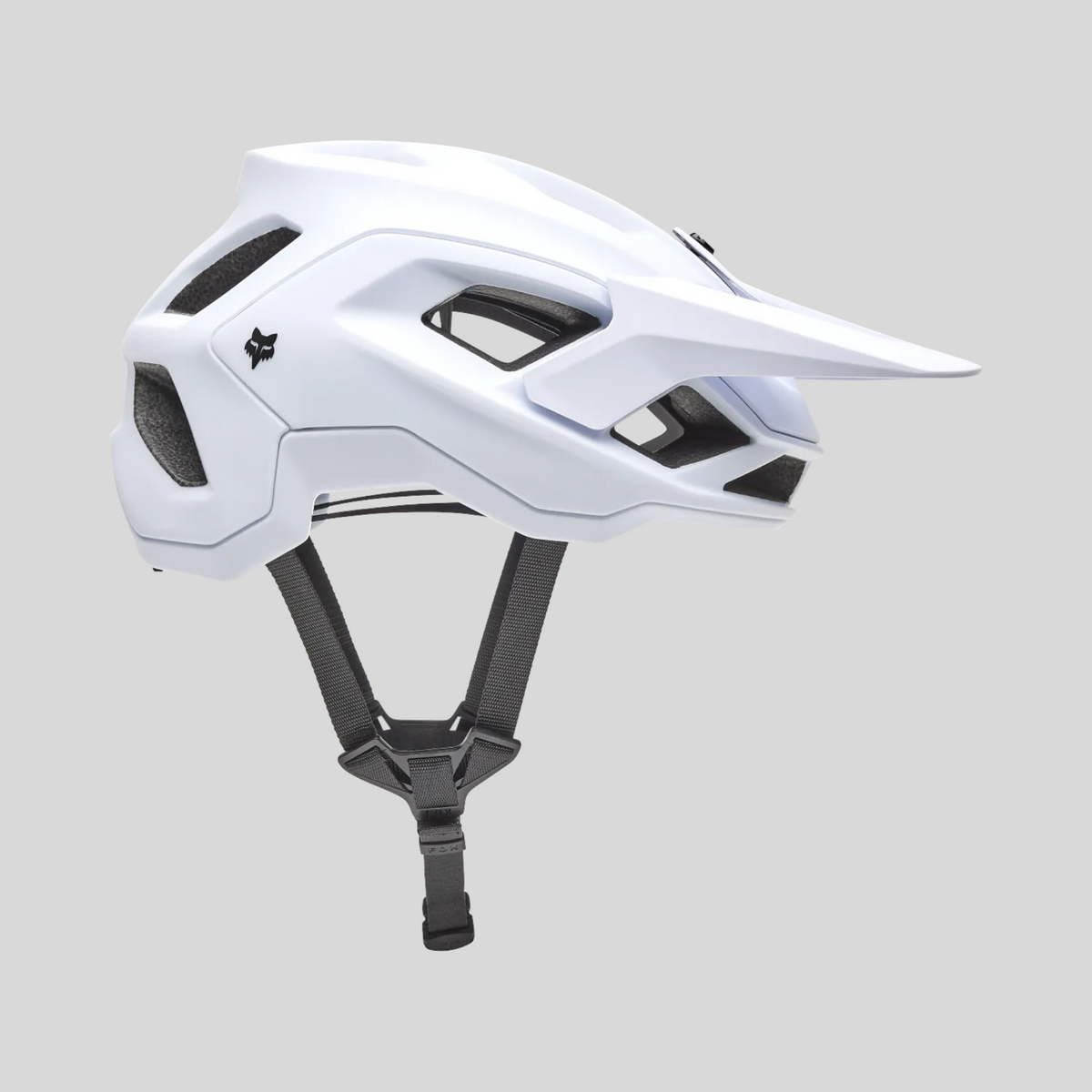 Casco de bicicleta MZ Bikes FOX Speedframe Mips en color blanco con visera ajustable y sistema de ventilación